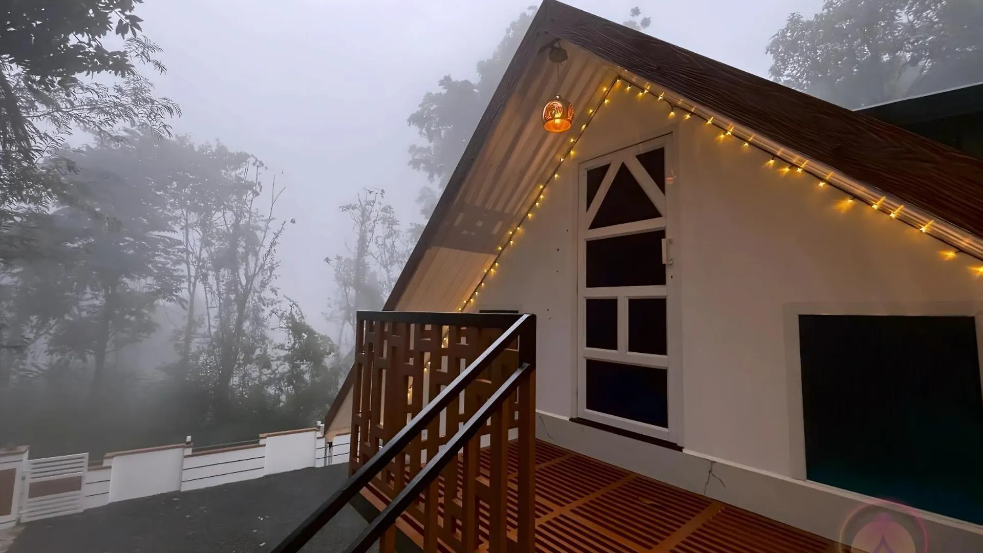 Minnaminni Estates Munnar Lodge
