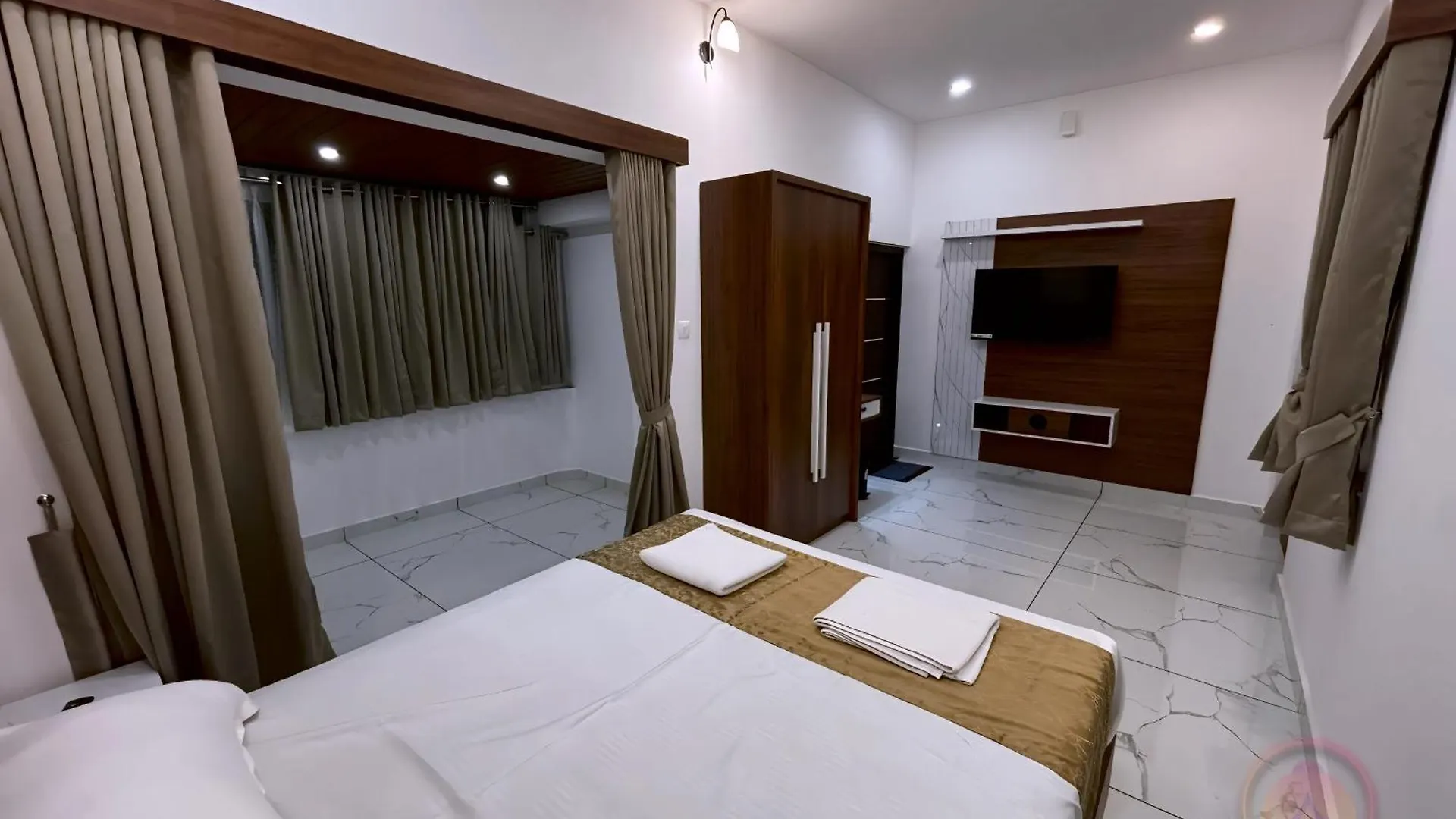 Minnaminni Estates Munnar